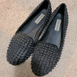 Steve Madden Studdly flats